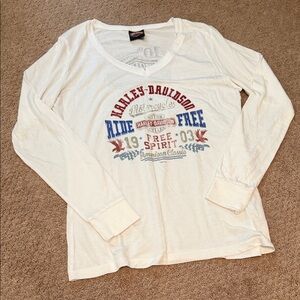 Harley-Davidson White Long-Sleeve Tee with Red & Blue Graphic size Large